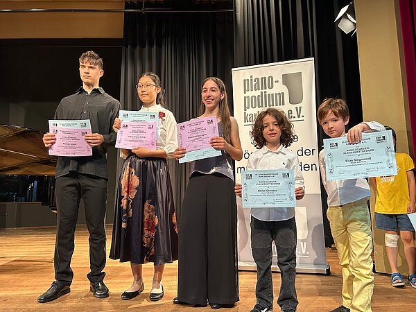 Preisträger*innen des Arno-Schreier-Wettbewerbs