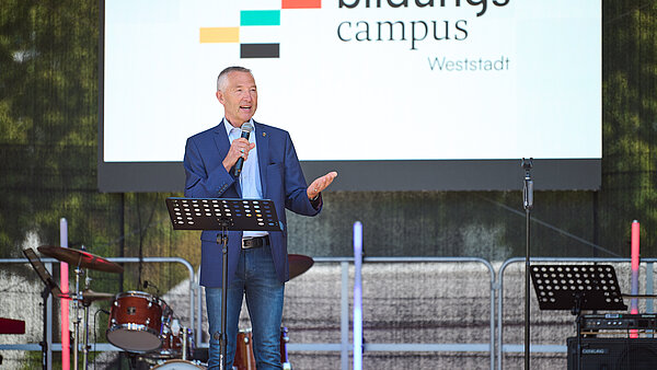 Grußwort Dr. Martin Lenz