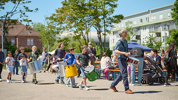 Walking Groove Ensemble